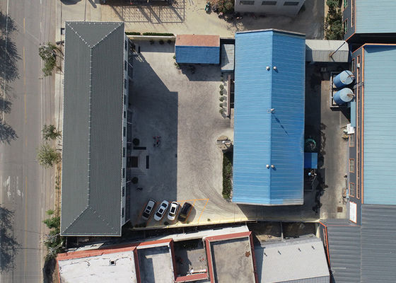 Άσπρο κατιονικό κολοφώνιο γαλακτώματος ISO14001 33% που ταξινομεί για τη διάρκεια εγγράφου