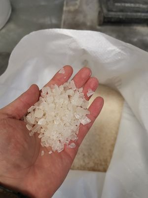 Καλή τιμή Σταθερό θειικό άλας αλουμινίου για την κατεργασία ύδατος και τη βαφή των υφασμάτων σε απευθείας σύνδεση